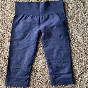 Lululemon Navy Blue Cropped Seamless Leggings